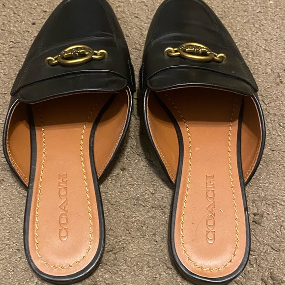 Coach Scotty Black Leather Slide-On Mule Flat Gold Carriage Chainlink Size 10 - Picture 2 of 4